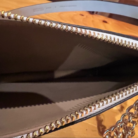 NWT Michael Kors Vanilla Fanny Pack Chain Belt MK Signature Logo Monogram Size M - Picture 6 of 7